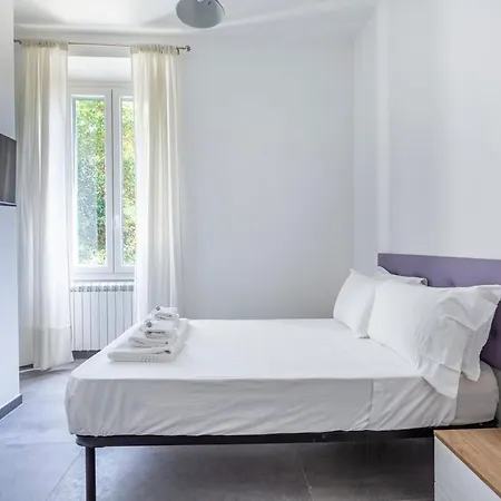 Ponte Milvio 3 Bedroom *